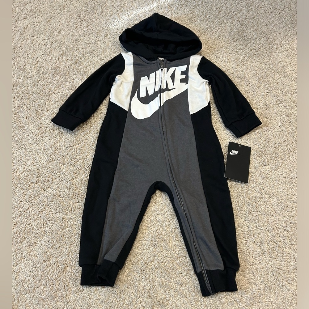 New Nike Toddler Black Grey Full Zip Hooded Jumpsuit Romper - Size 12 Months NWT